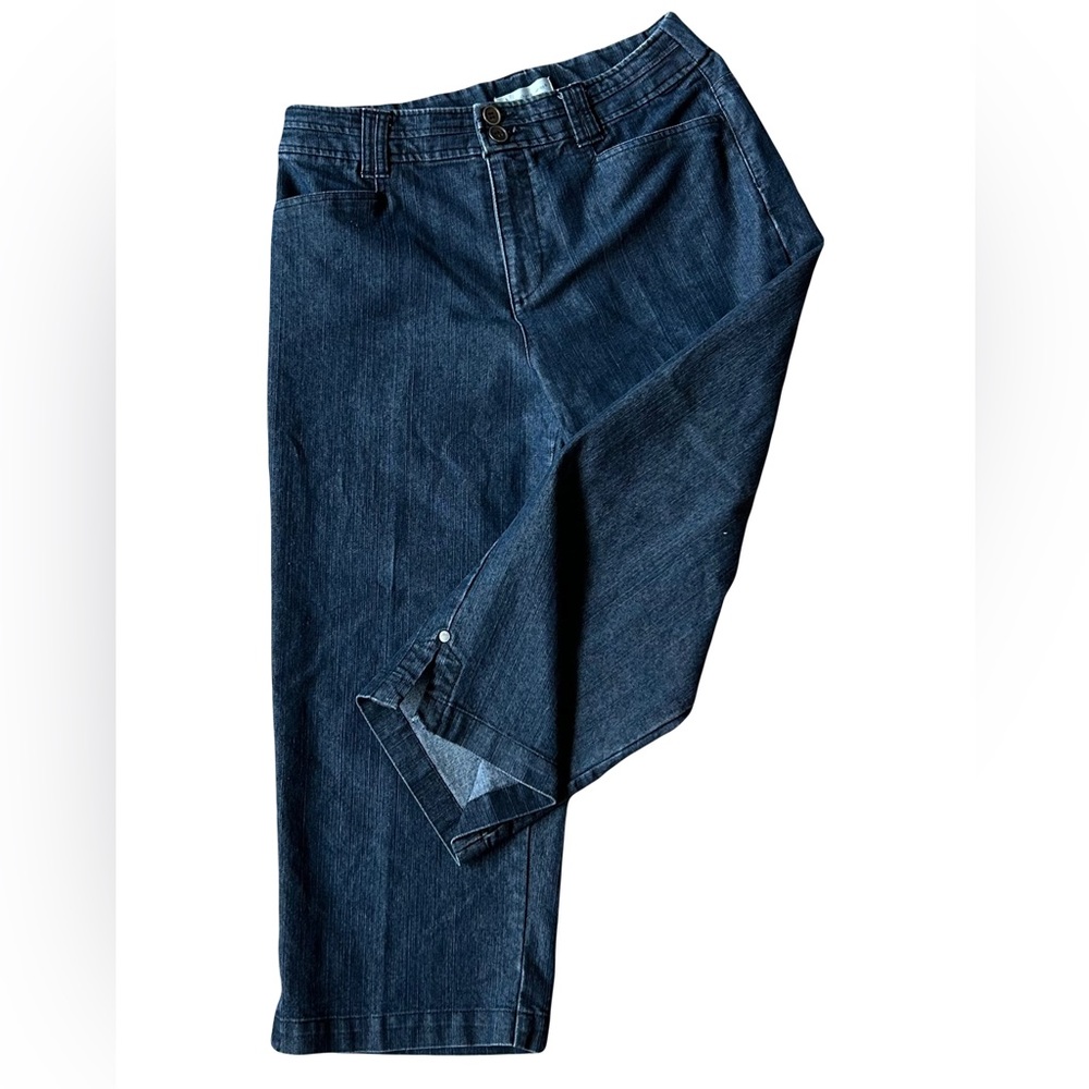 Christopher & Banks Women’s Cropped Jeans. Size 8.